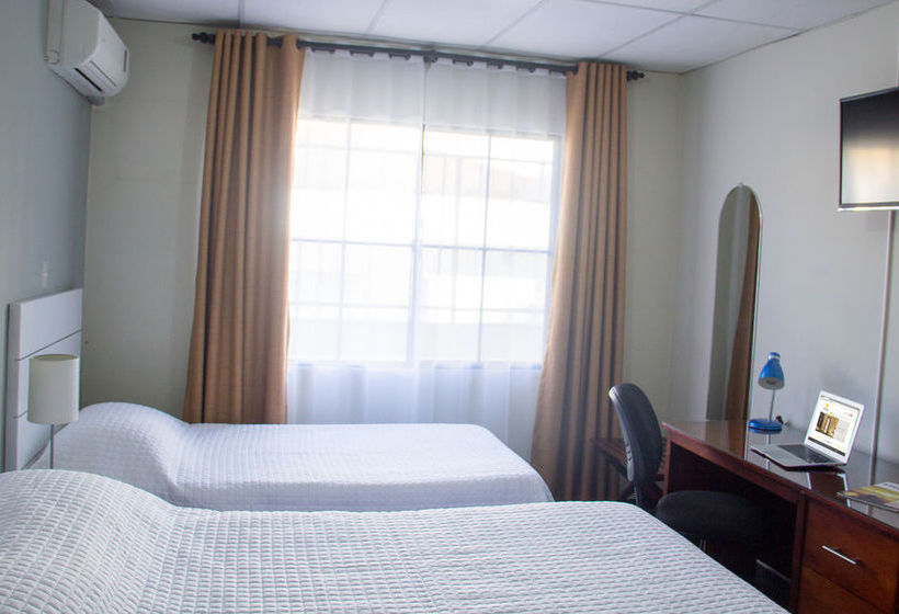 ホテル María José Suites