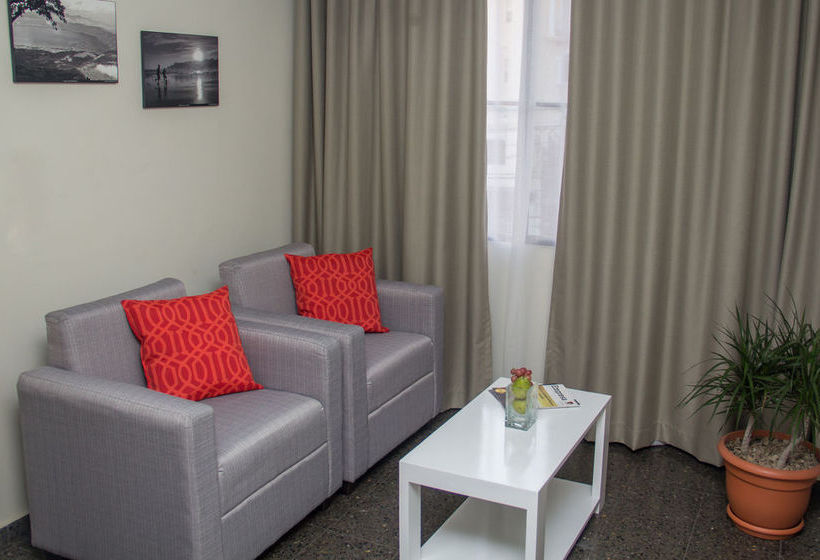 ホテル María José Suites