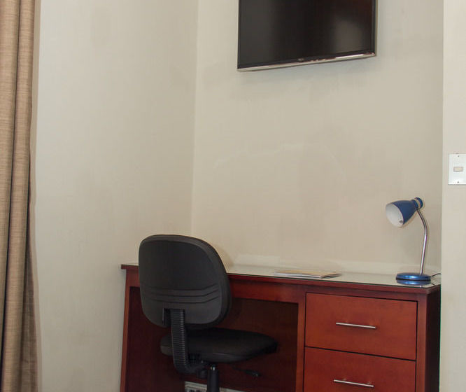 ホテル María José Suites