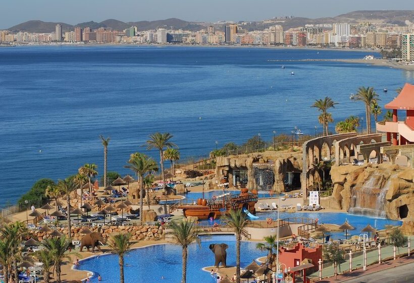 Holiday World Resort