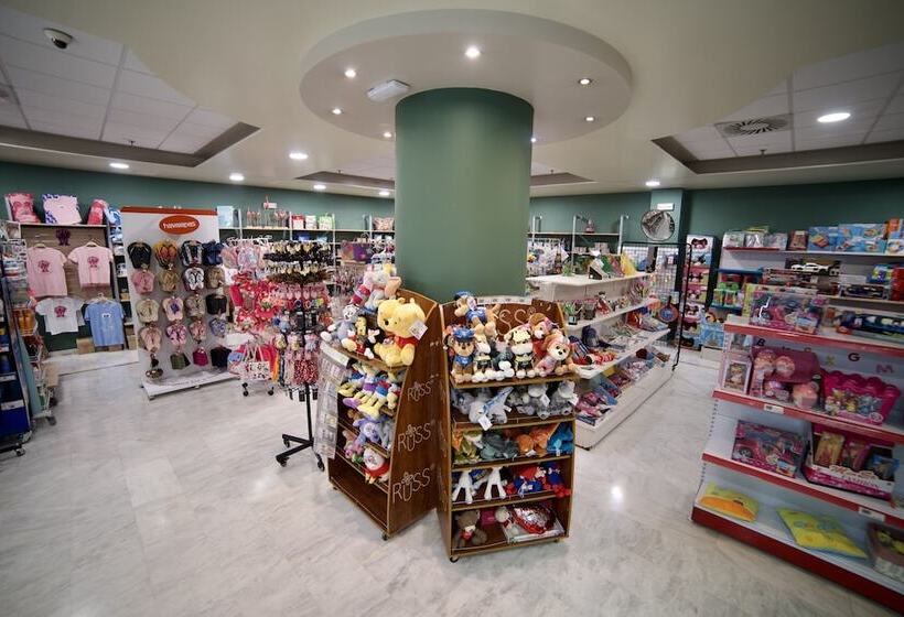 Holiday World Resort