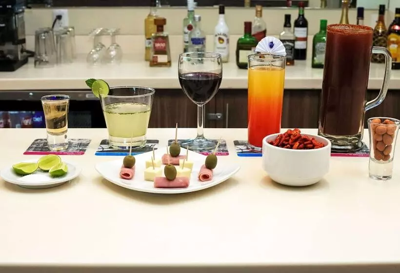 ホテル Hampton Inn By Hilton Irapuato