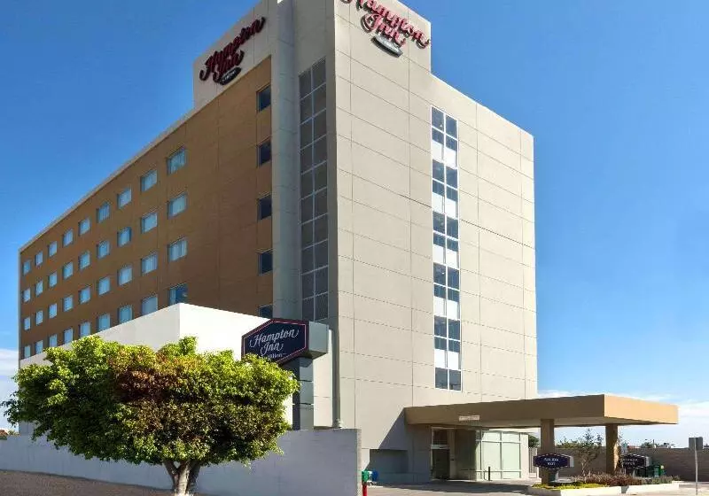 ホテル Hampton Inn By Hilton Irapuato