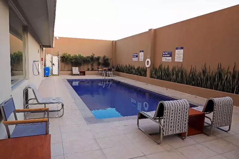 ホテル Hampton Inn By Hilton Irapuato