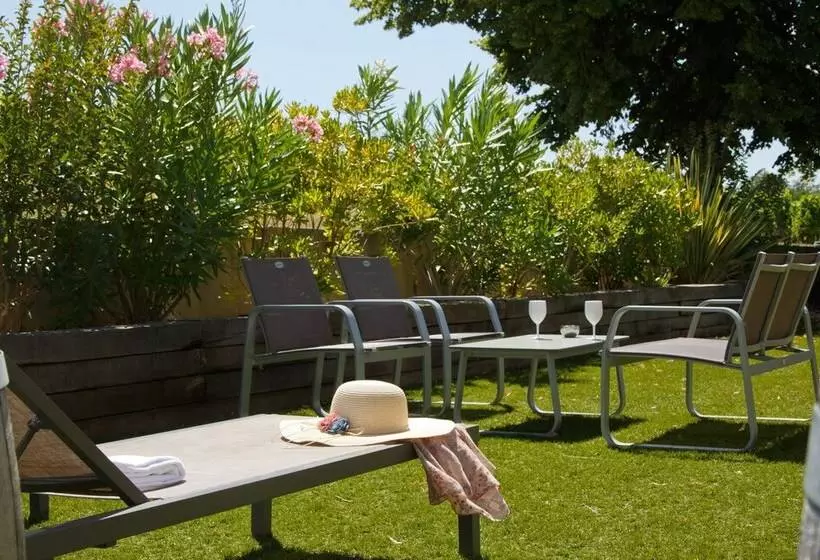 ホテル Les Secrets Château Pey La Tour   Logis Hôtels & Restaurant