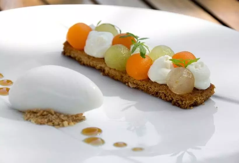 ホテル Les Secrets Château Pey La Tour   Logis Hôtels & Restaurant
