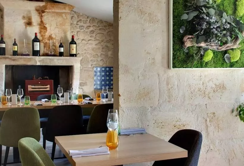 ホテル Les Secrets Château Pey La Tour   Logis Hôtels & Restaurant
