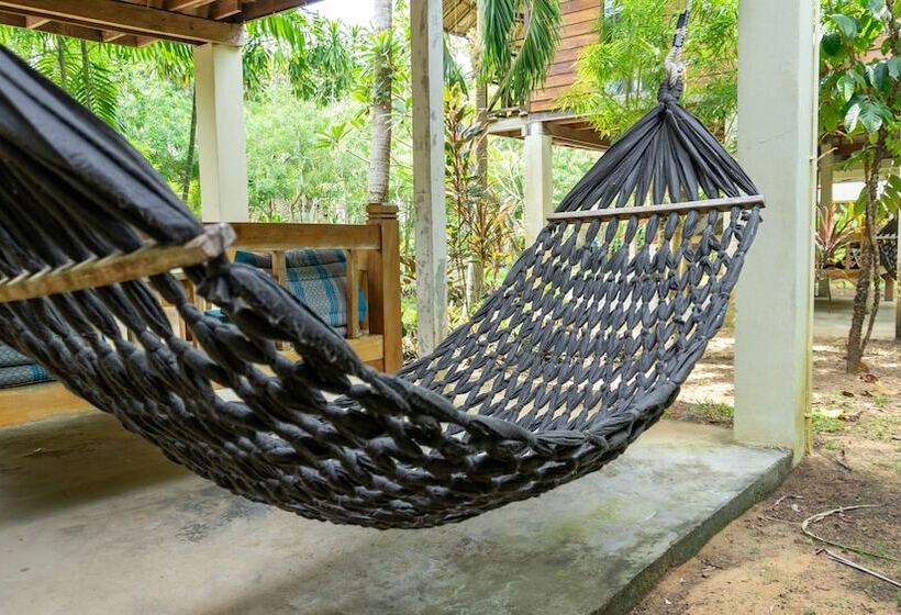 Hotelli Long Beach Chalet   Sha Extra Plus