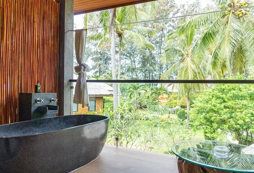 Hotelli Long Beach Chalet   Sha Extra Plus