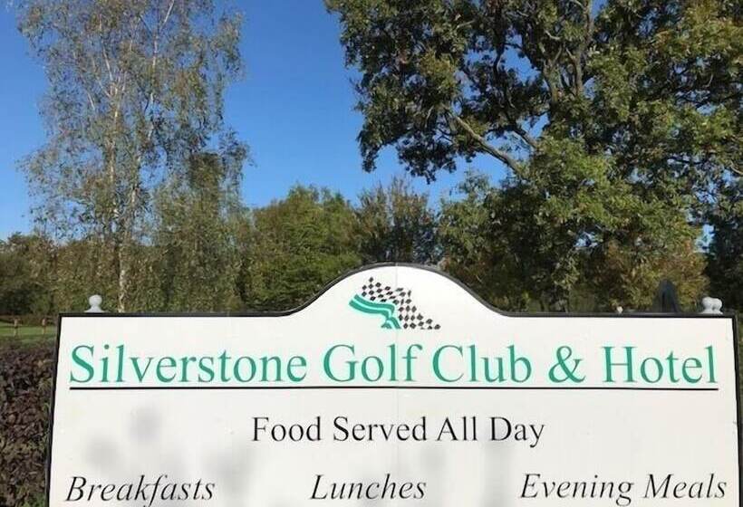 ホテル Silverstone Golf Club &