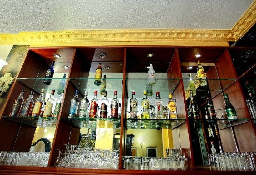 Hotel Sunhill   Colombo