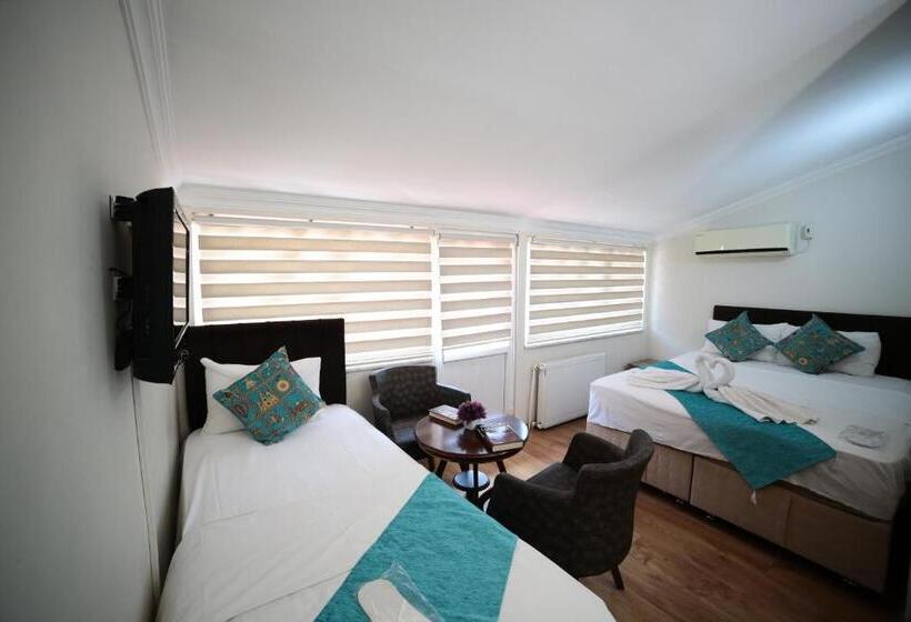 ホテル Taksim Trust