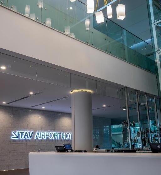 Tav Airport Hotel Izmir