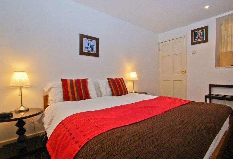 ホテル The Dusthole