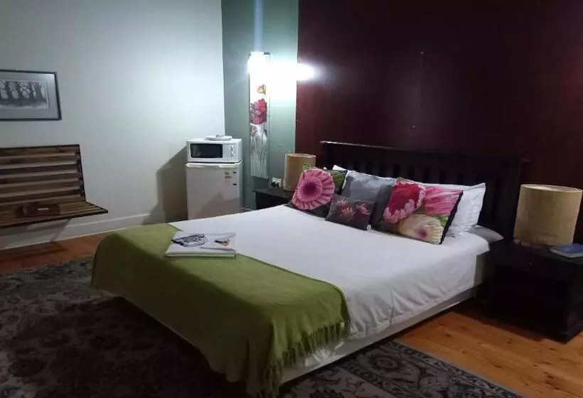 ペンション Bains House