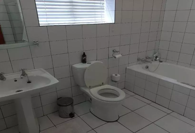 ペンション Bains House