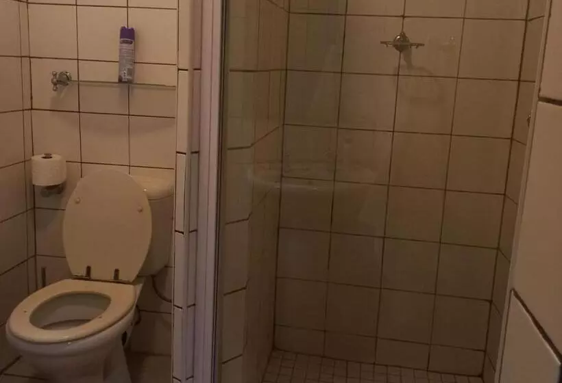 ペンション Bains House