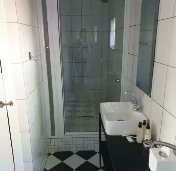 ペンション Le Must Residence