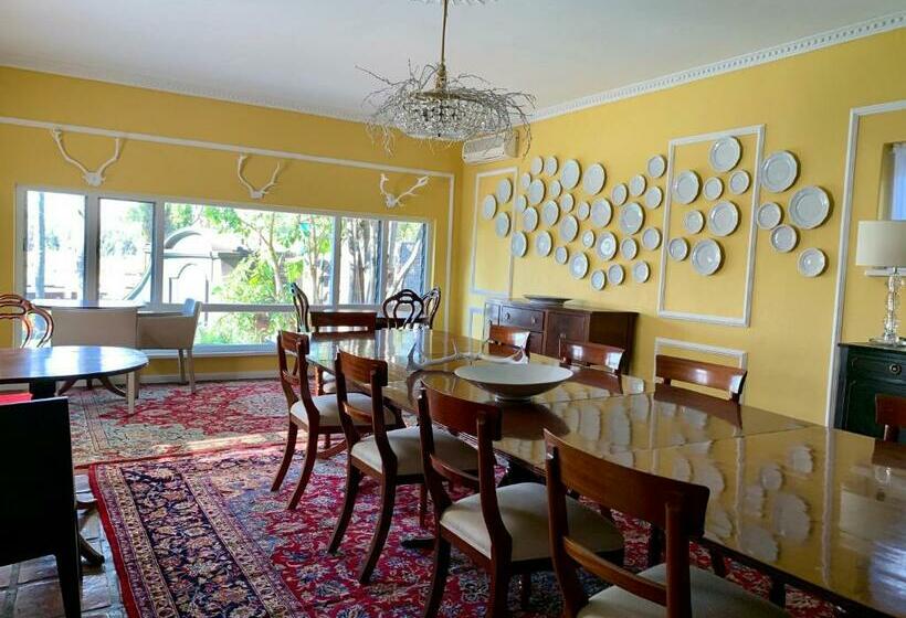 פנסיון Le Must Residence