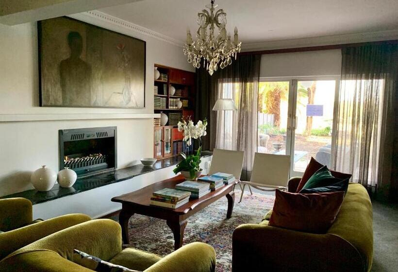 פנסיון Le Must Residence