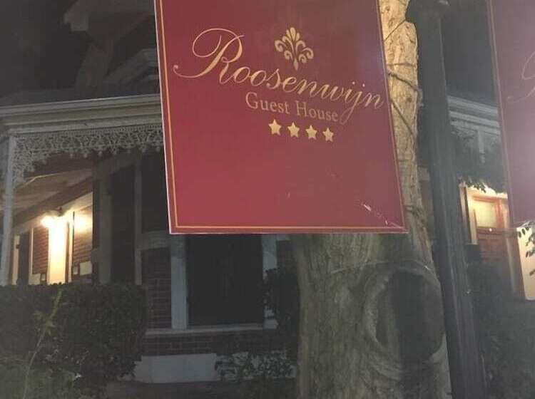 膳宿费 Roosenwijn Guest House