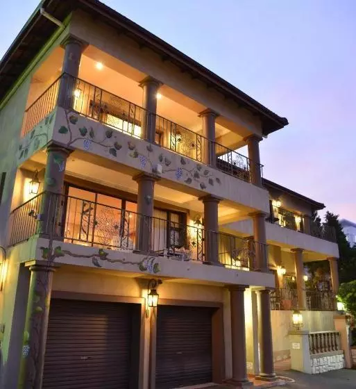 ペンション The Vineyard On Ballito