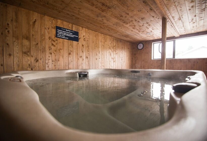 Stratford Motel & Holiday Park