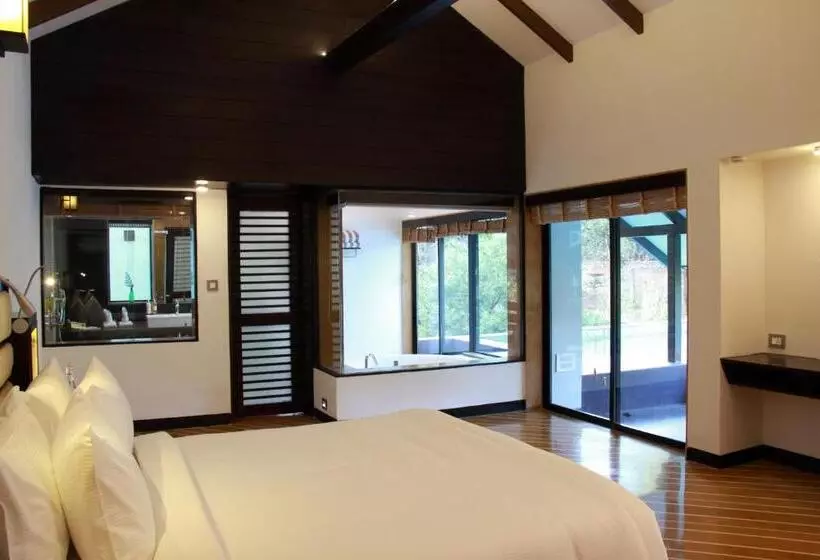 The Ibnii   Eco Luxury Resort