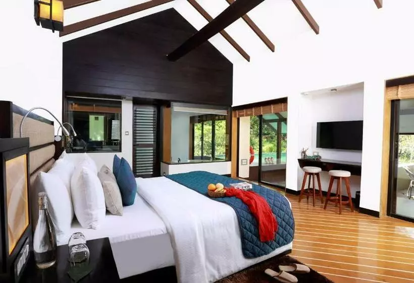 The Ibnii   Eco Luxury Resort