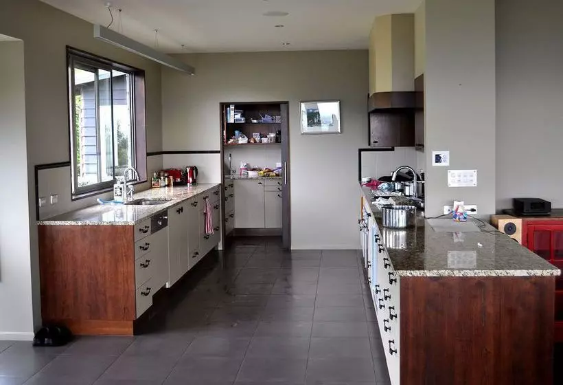 Waipuna Estate