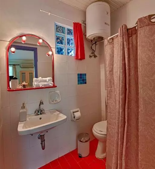 Anemos Studios & Apartments