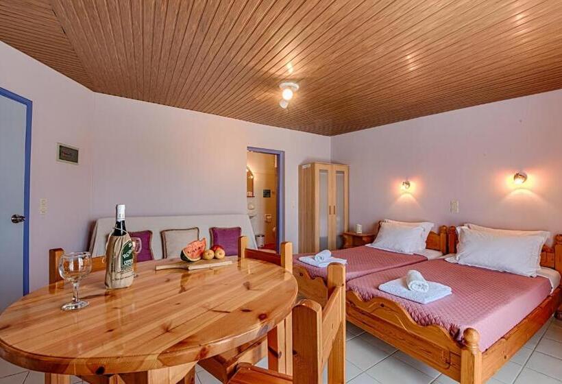 Anemos Studios & Apartments