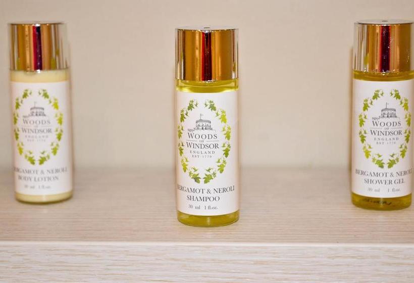 Assia & Nathalie   Luxury B&b Marais