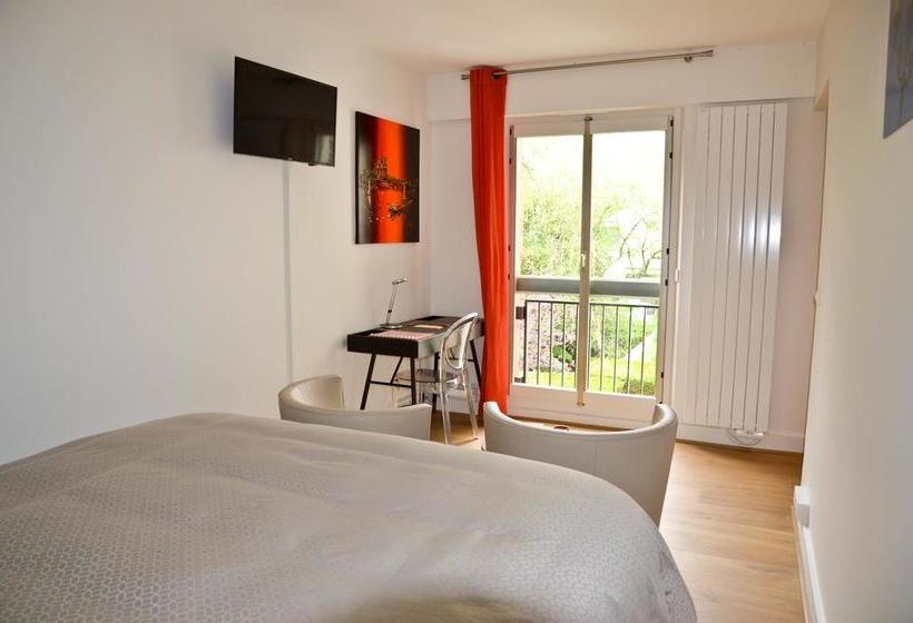 Assia & Nathalie   Luxury B&b Marais