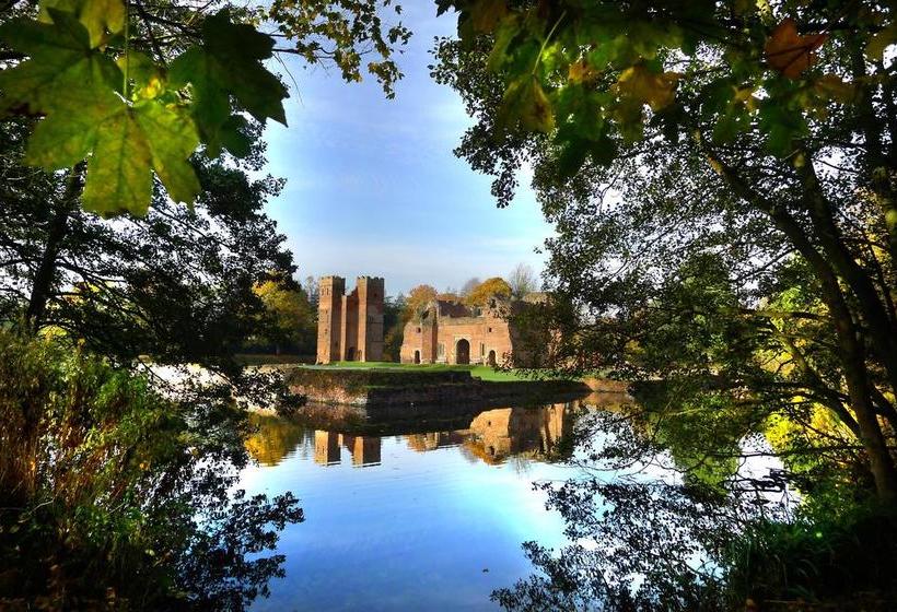 Castle Farmhouse Bed And Breakfast