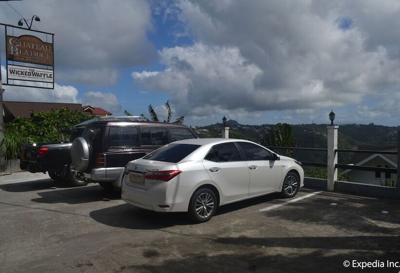 Chateau Beatrice Bed & Breakfast