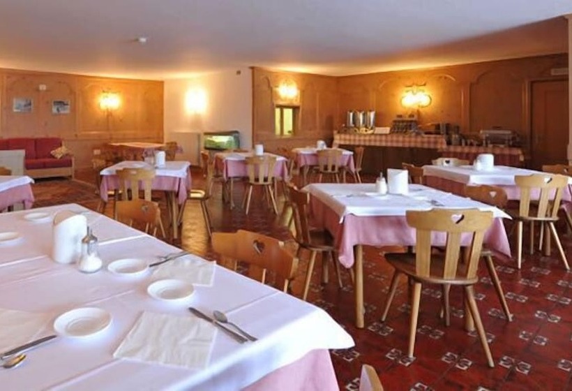 ホテル Baita Della Luna