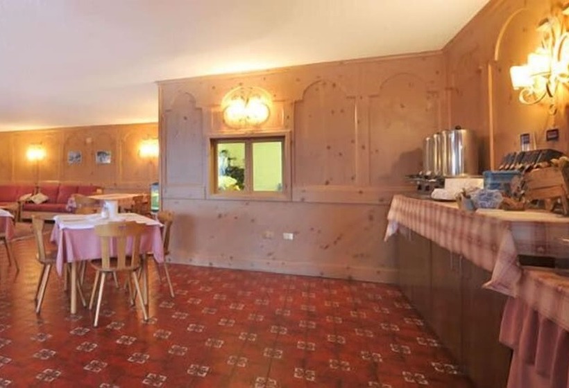 ホテル Baita Della Luna