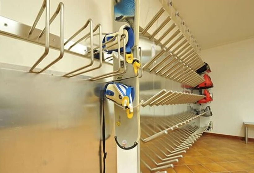 ホテル Baita Della Luna