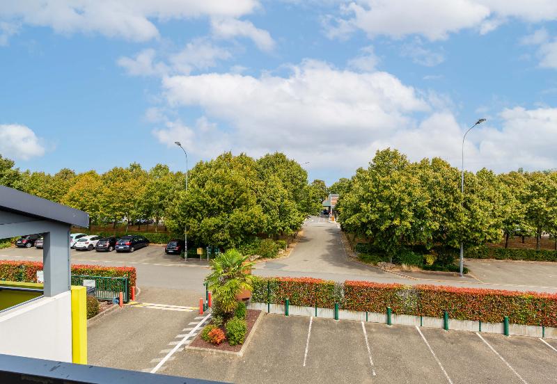 B&b Hotel Chartres Le Forum