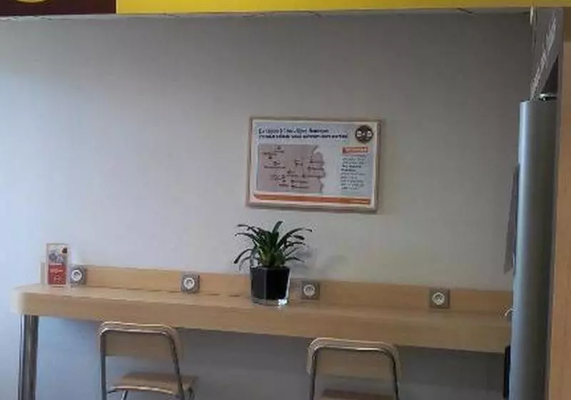 B&b Hotel Clermont Ferrand Nord Riom
