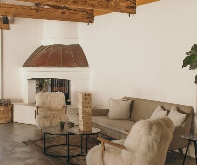 בית מלון כפרי Calamigos Guest Ranch And Beach Club