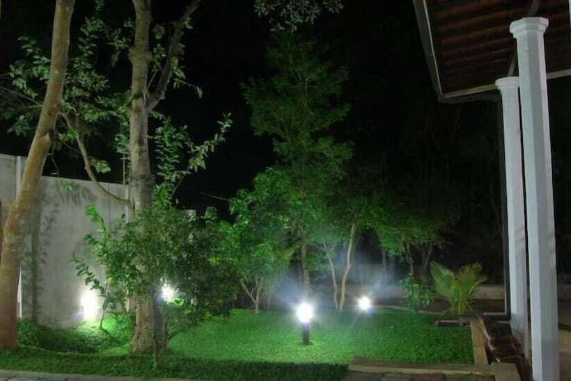 New Hotel Elephant Park