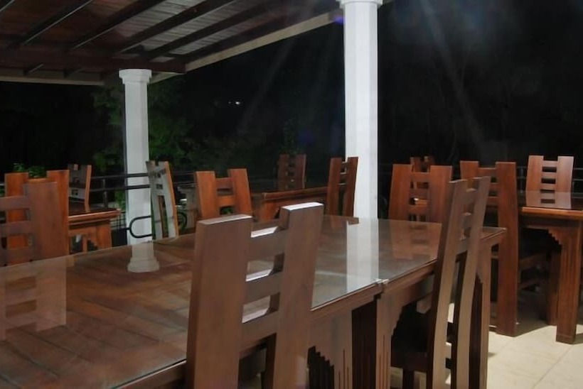 New Hotel Elephant Park