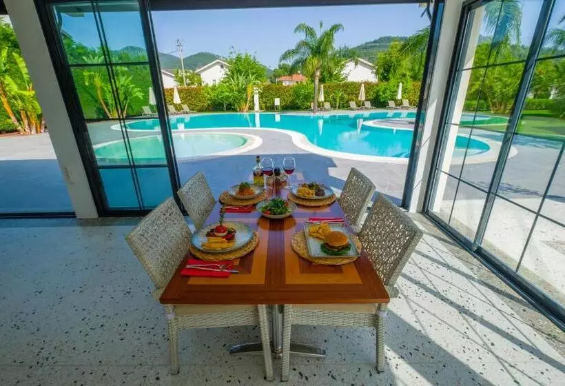 ホテル Grand Göcek
