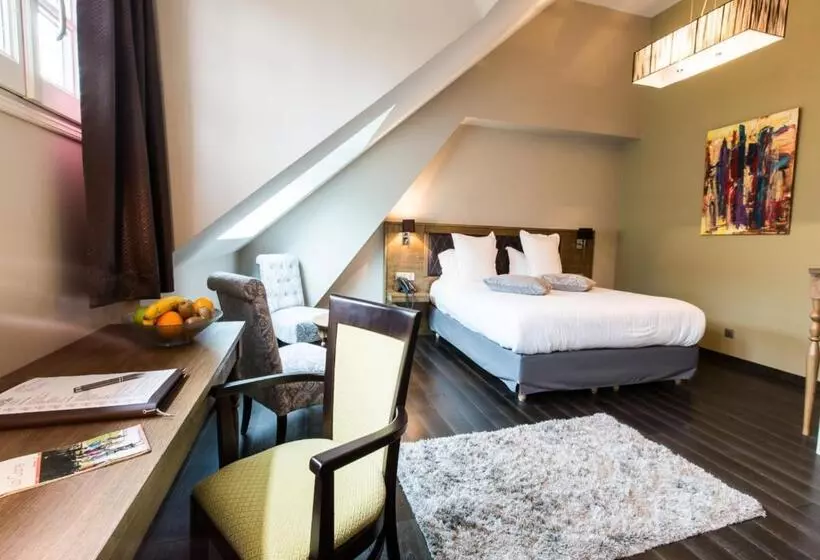 ホテル Hôtel Spa Marotte