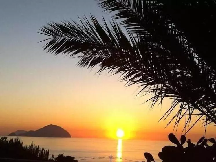 هتل La Locanda Del Postino