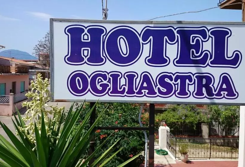 ホテル Ogliastra