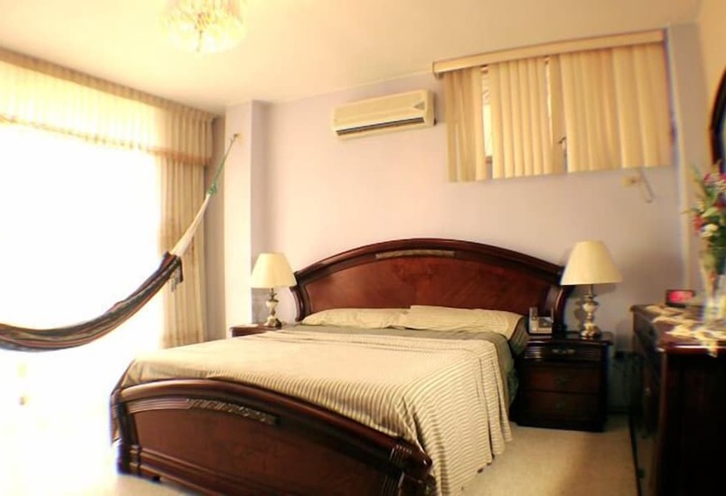 Hotel Suites & Aparments By Goya