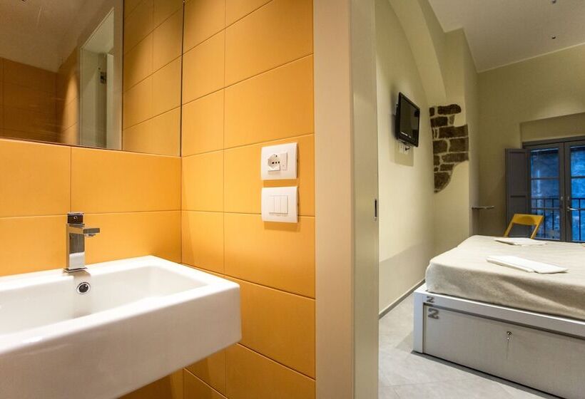 Little Italy Hostel Ex Chiesa S Donato